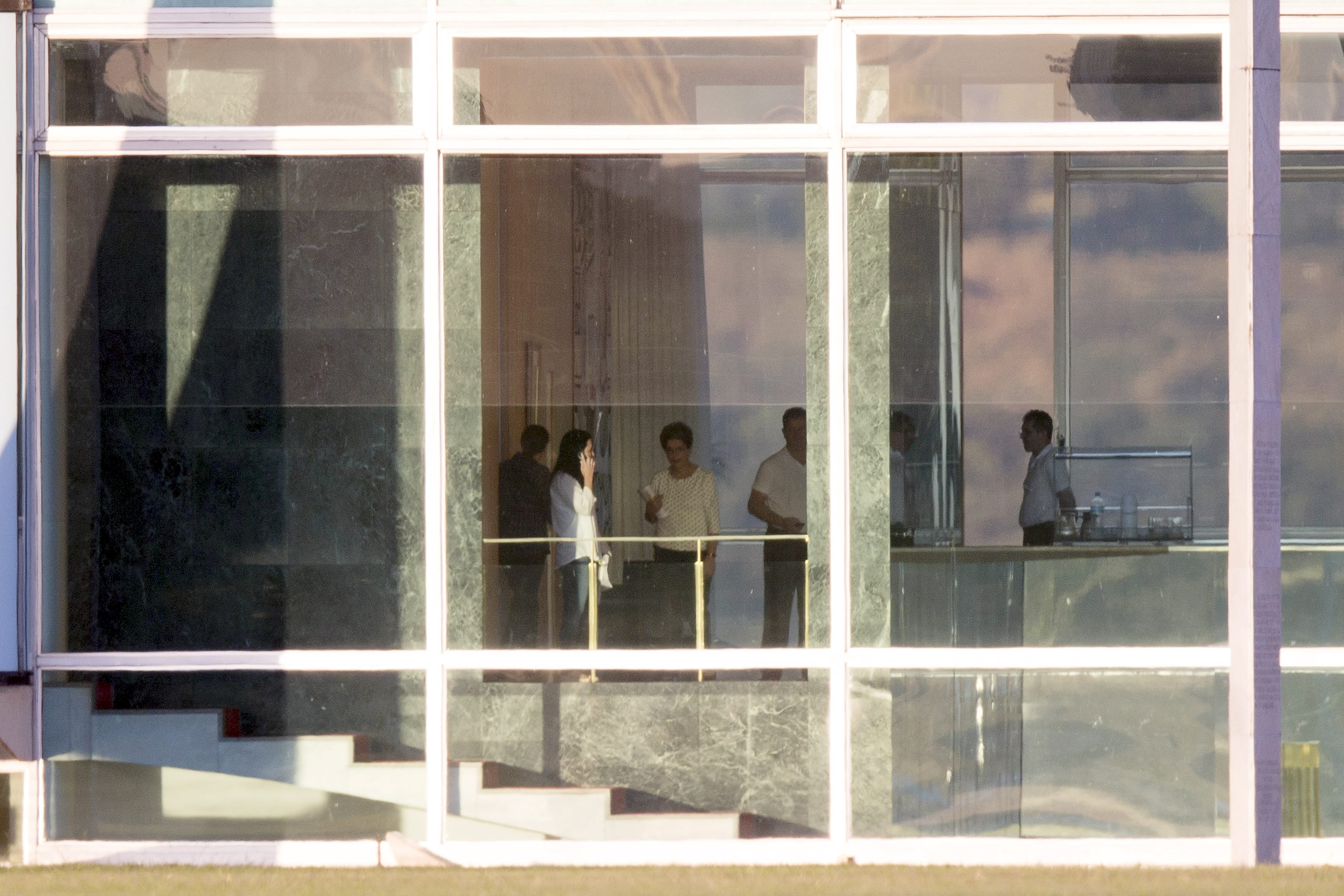 A presidente Dilma se reuniu com um grupo de ministro para avaliar as consequências do protestos deste domingo. | Ueslei Marcelino/Reuters
