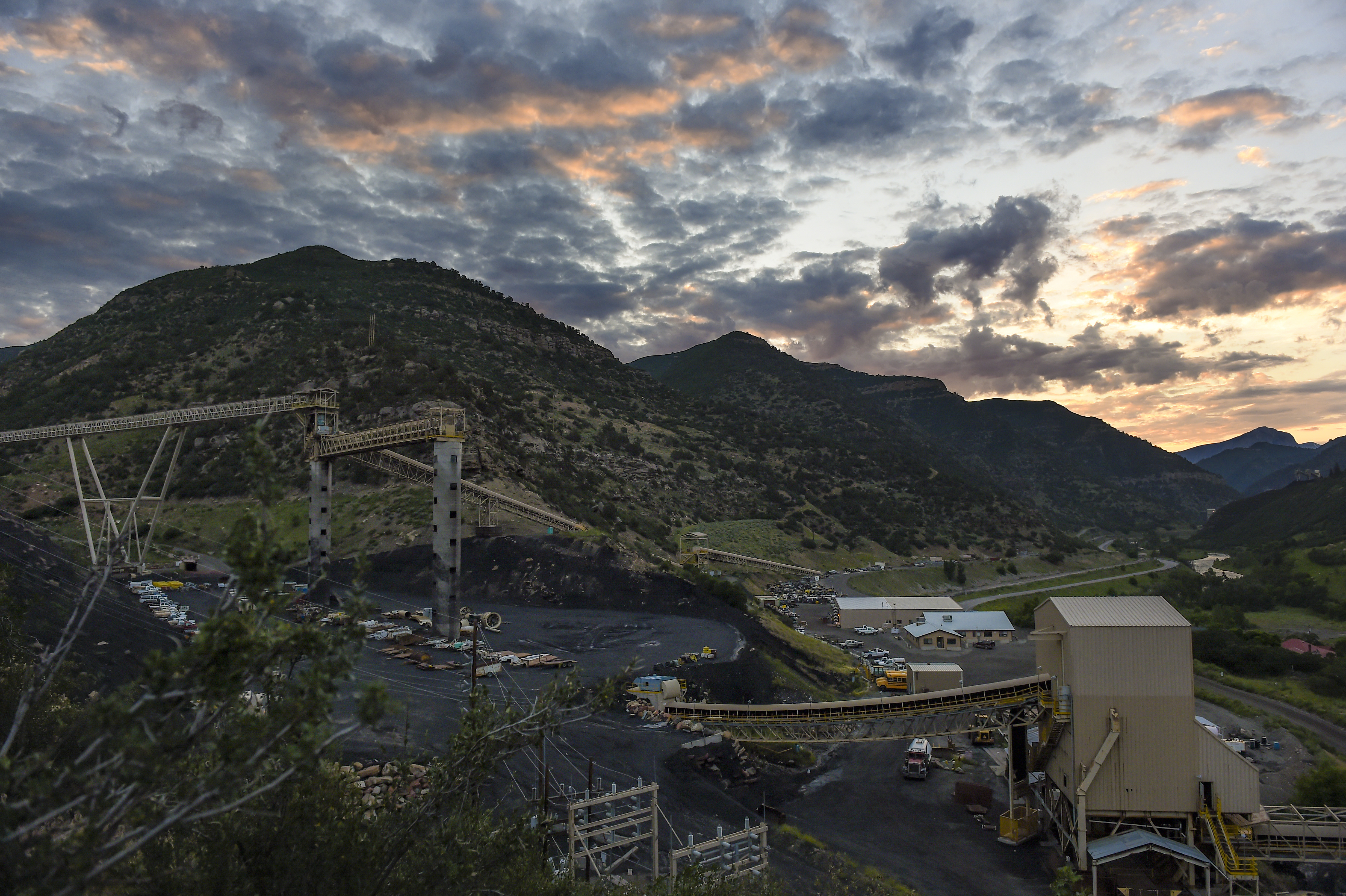 A mina Elk Creek sempre dominou a paisagem de Somerset, mas parou de funcionar em 2012 e hoje emprega apenas 9 pessoas | Michael Ciaglo/for The New York Times