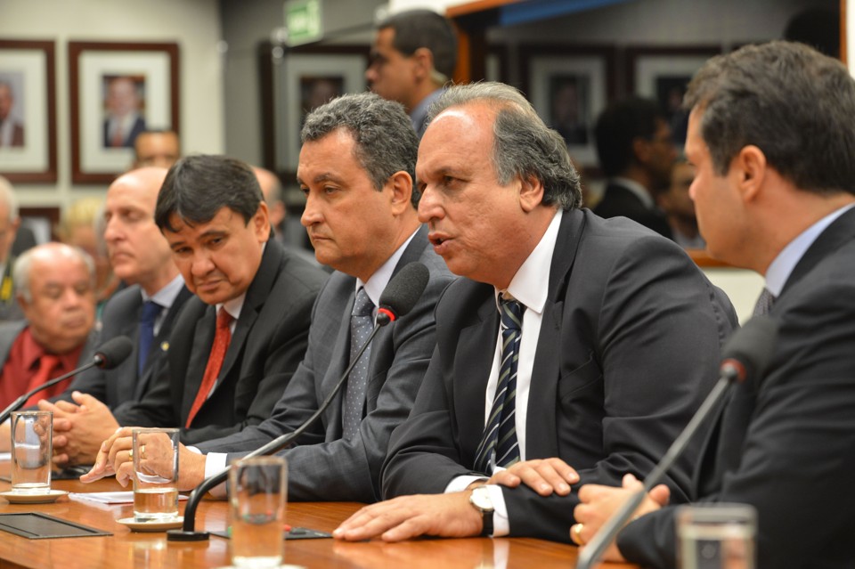 Governadores da base aliada se reuniram no Congresso Nacional. | /