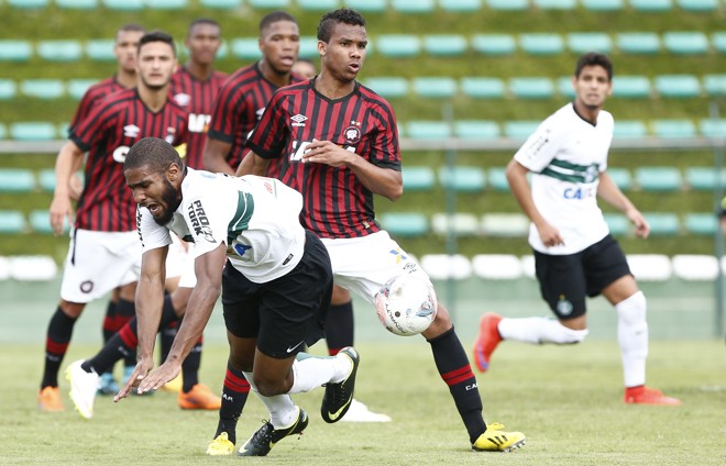 Atletiba pela Taça FPF 2015 | Hugo Harada/Gazeta do Povo