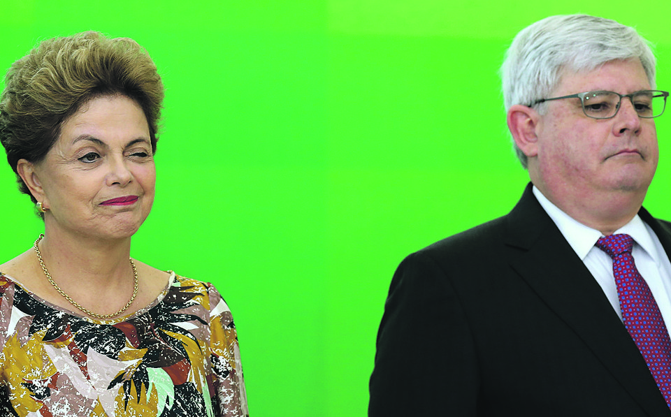 Dilma com Rodrigo Janot, que comanda a parte da Operação Lava Jato que analisa o envolvimento de políticos no esquema. | Lula Marques/Agência PT