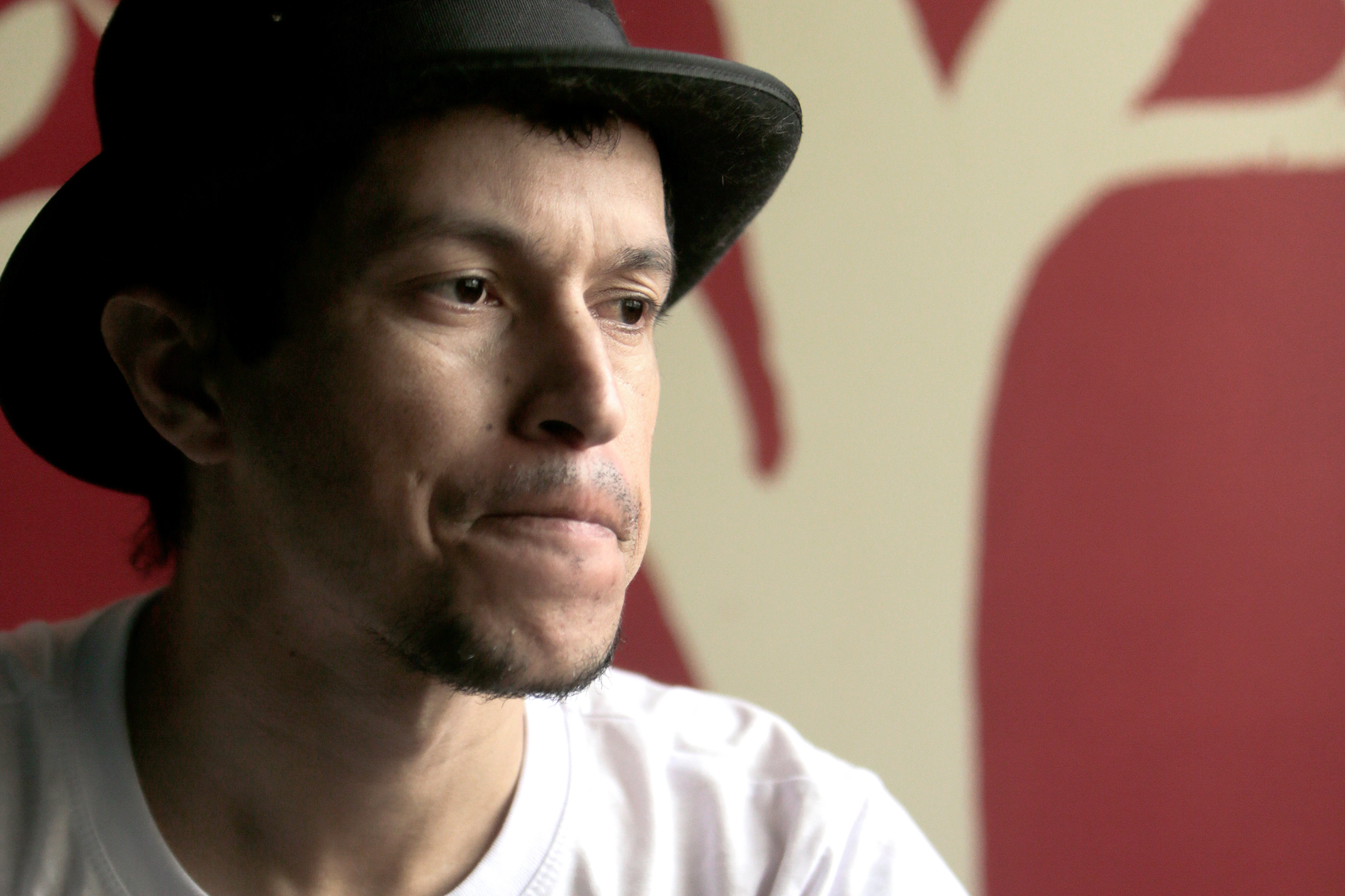 Palhaço Tico Bonito foi preso recentemente em Cascavel por desacato, por questionar trabalho da PM. | Cesar Machado/Gazeta do Povo