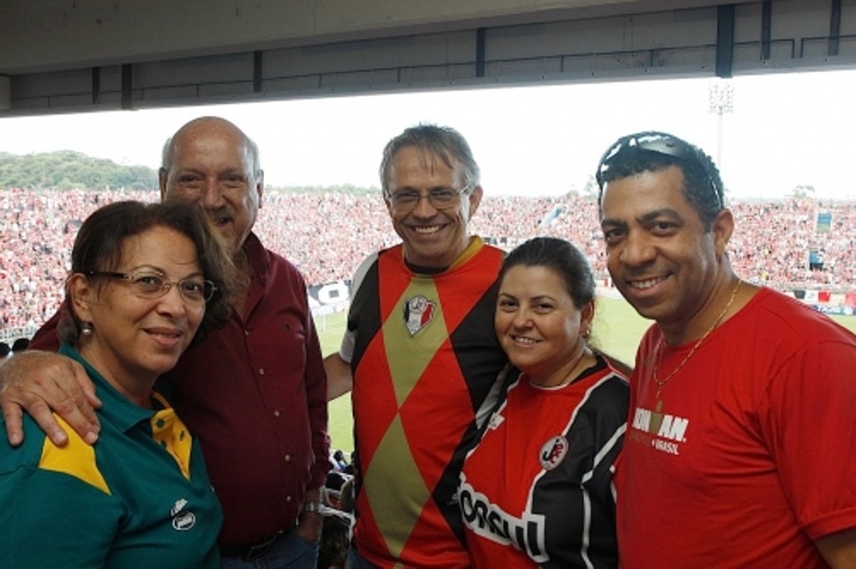 Ex-ministra Ideli (à esq.) e Jeferson Figueiredo (à dir.): casal segue junto nos Estados Unidos. | Divulgação