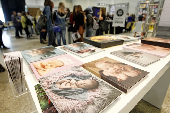 Feira do Fotoinnovation 2015 no Espaço Torres. | Antônio More/Gazeta do Povo