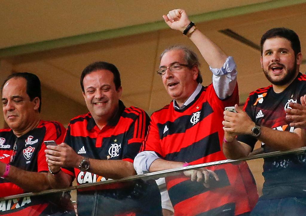 Eduardo Cunha na torcida contra o Coritiba no Mané Garrincha. | Pedro Ladeira/Folhapress/