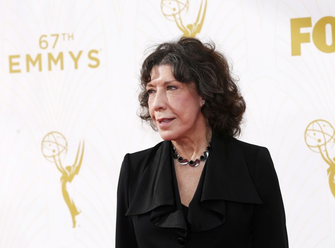 Lily Tomlin, de “Grace & Frankie”, produzida pela Netflix: as produções de serviços de streaming não foram páreos para a HBO. | MARIO ANZUONI/REUTERS