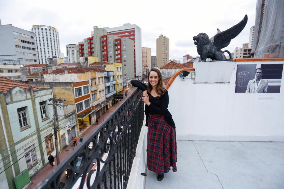 Para Julie Fank, da Escola de Escrita, “há uma ideia corrente de que a literatura é uma arte inatingível. Não é bem assim”. | Daniel Castellano/Gazeta do Povo