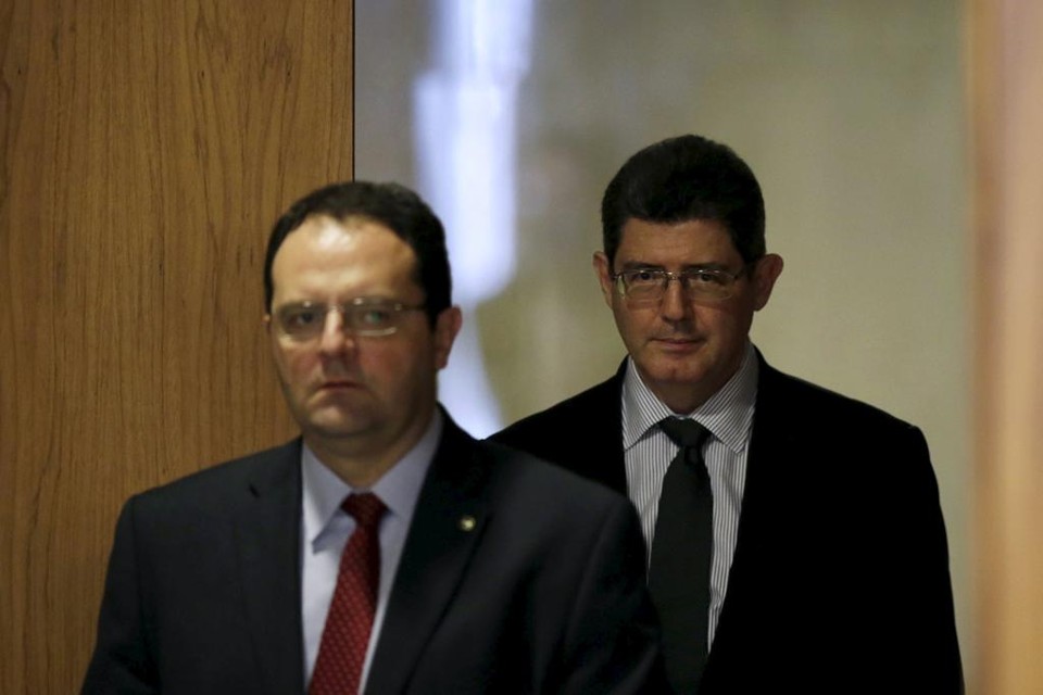 Os ministros Nelson Barbosa e Joaquim Levy assumiram a tarefa de encaminhar a proposta de Orçamento ao Congresso. | Ueslei Marcelino/Reuters