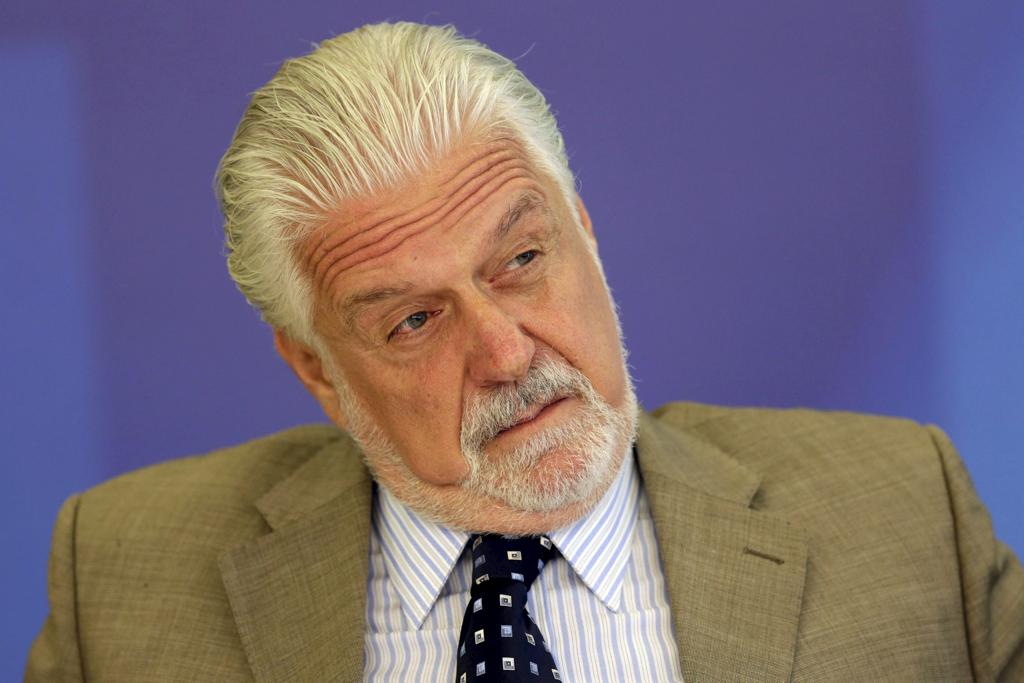 Wagner não integra nenhuma das correntes internas do partido e consegue uma proeza restrita a poucos: é amigo e goza da confiança tanto do ex-presidente Lula como da presidente Dilma | UESLEI MARCELINO/REUTERS