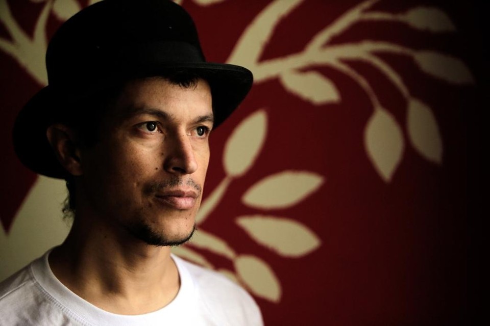 Leônides Quadra é o artista que interpreta o palhaço Tico Bonito, preso após satirizar a Polícia Militar | Cesar Machado/Gazeta do Povo