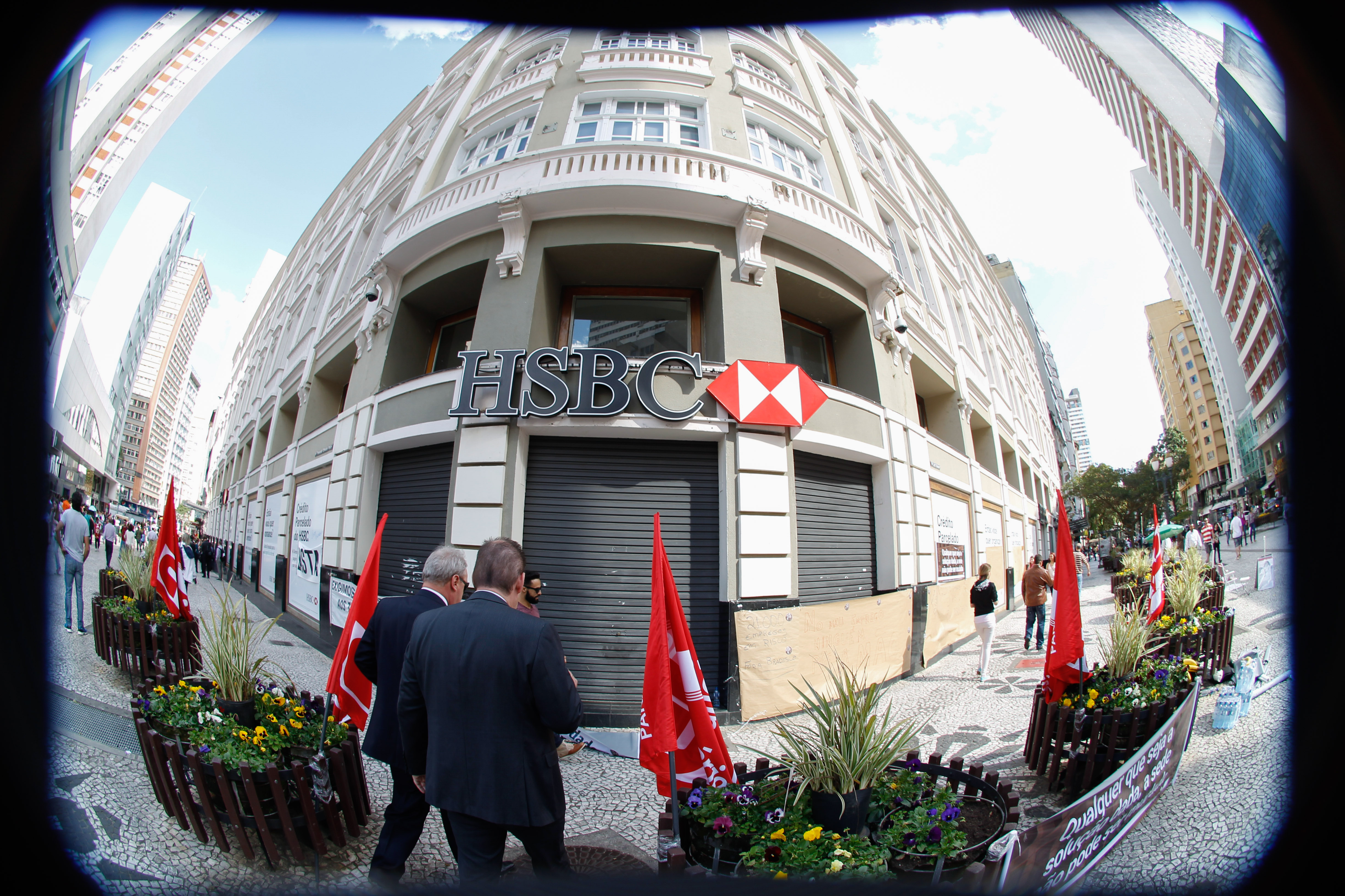 Banco foi comprado pelo Bradesco em agosto. Instituições afirmam que não haverá demissões | Daniel Castellano/Gazeta do Povo