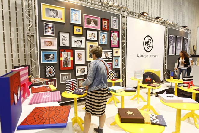 Feira do Fotoinnovation 2015 no Espaço Torres. | Antônio More/Gazeta do Povo