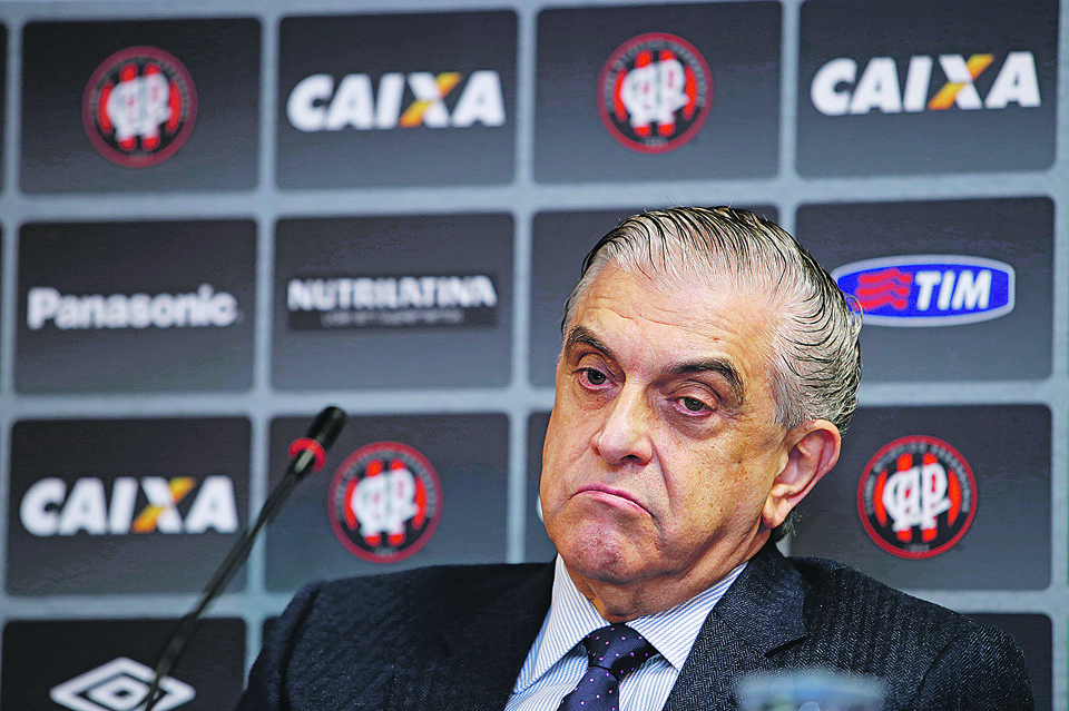 Carta de Petraglia, publicada no site oficial do Atlético, pede que opositor seja interlocutor do clube com Prefeitura e governo estadual. | Antônio More/Gazeta do Povo