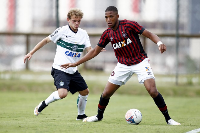 Coxa 2 x 1 Atlético-PR , jogo válido pela Taça FPF 2015 | Antônio More/Gazeta do Povo