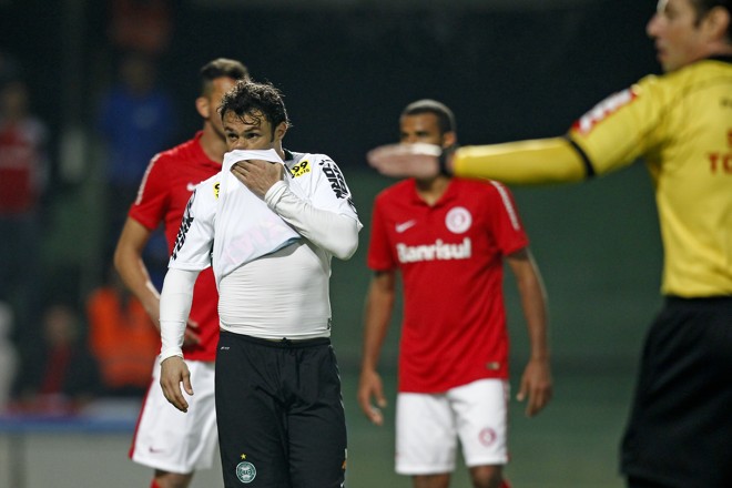  | ANTONIO MORE