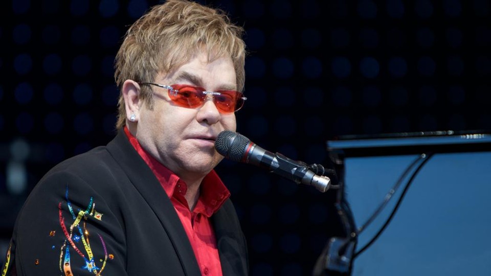Elton John, durante apresentação na Noruega. | Ernst Vikne
/Wikimedia Commons