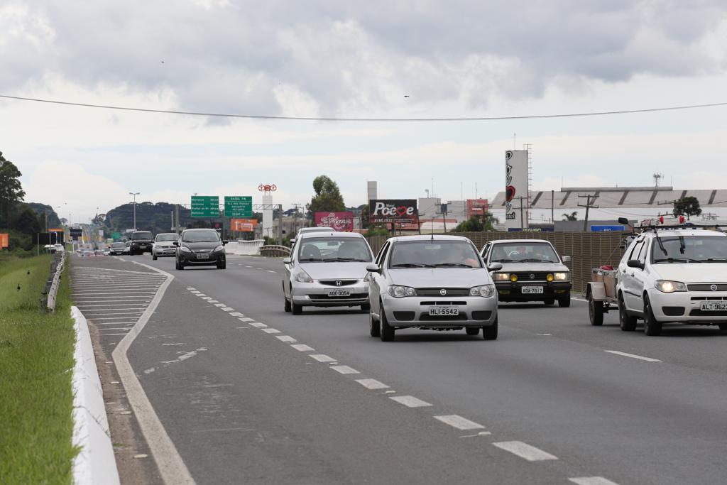 Entre Curitiba e Paranaguá, fluxo está abaixo do normal | Ivonaldo Alexandre/Gazeta do Povo