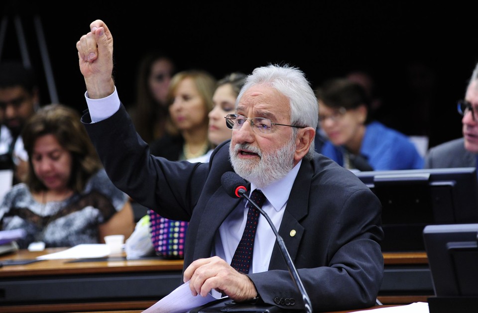 Deputado federal do PSol, Ivan Valente não está satisfeito com os rumos da CPI. | Lucio Bernardo Jr. / Câmara dos Deputados