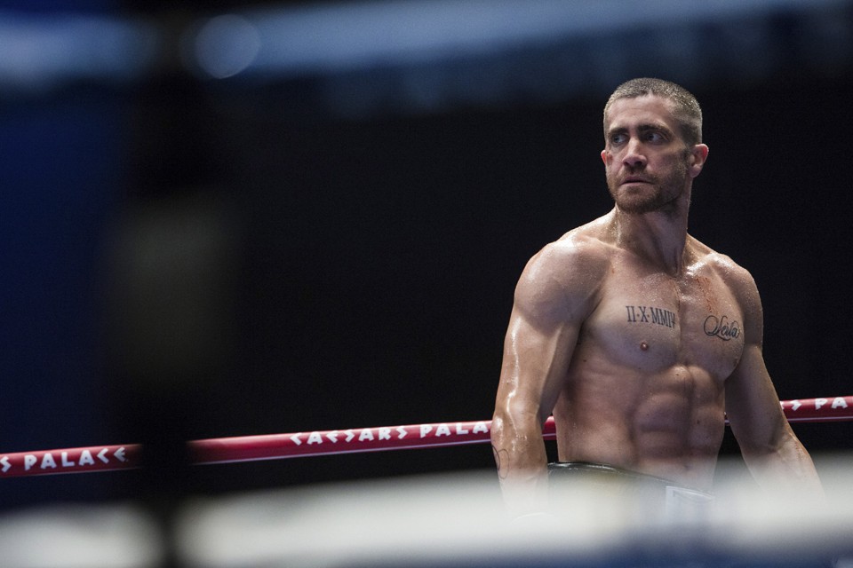 Jake Gyleenhaal ganhou sete quilos para interpretar o boxeador Billy Hope. | Scott Garfield/Divulgação