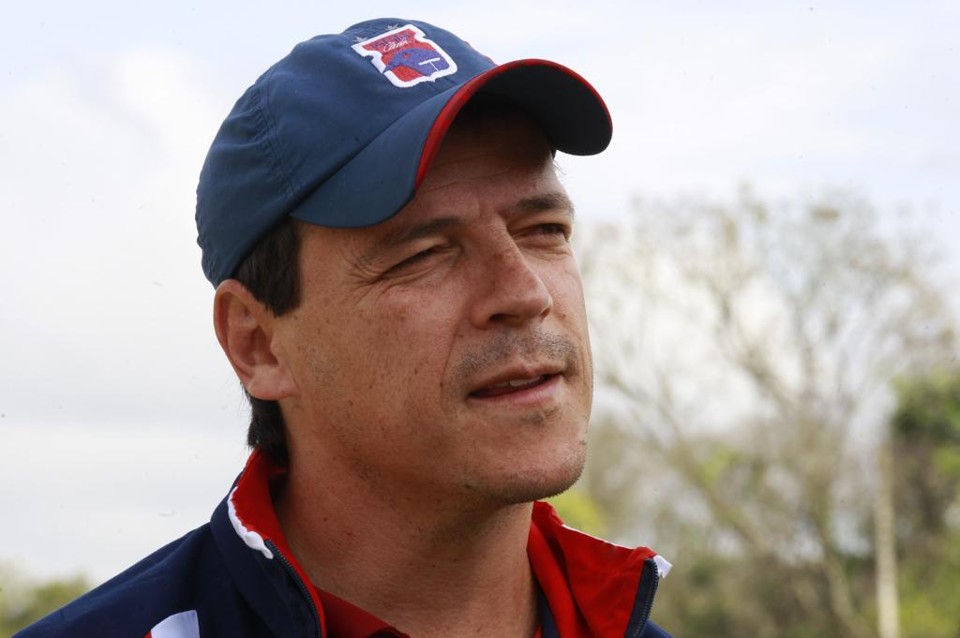 Fernando Diniz deve ter força máxima contra o Paysandu | Aniele Nascimento/Gazeta do Povo