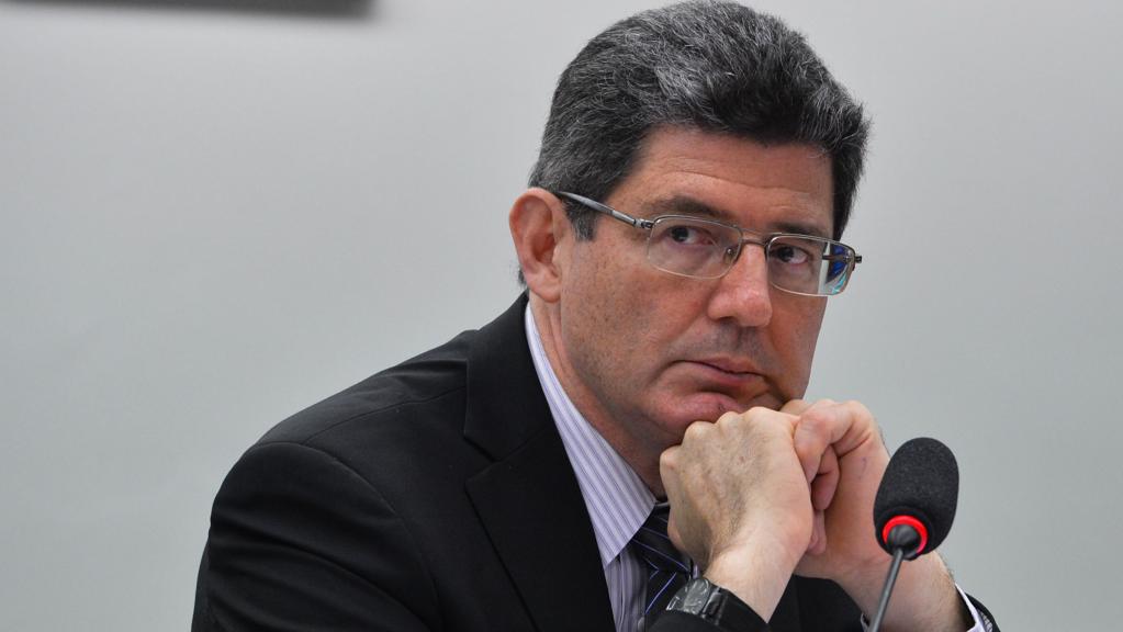 Joaquim Levy tem o apoio de Ricardo Barros na proposta de congelar o salário dos servidores: ministro ainda defende volta da CPMF. | Valter Campanato/Agência Brasil/