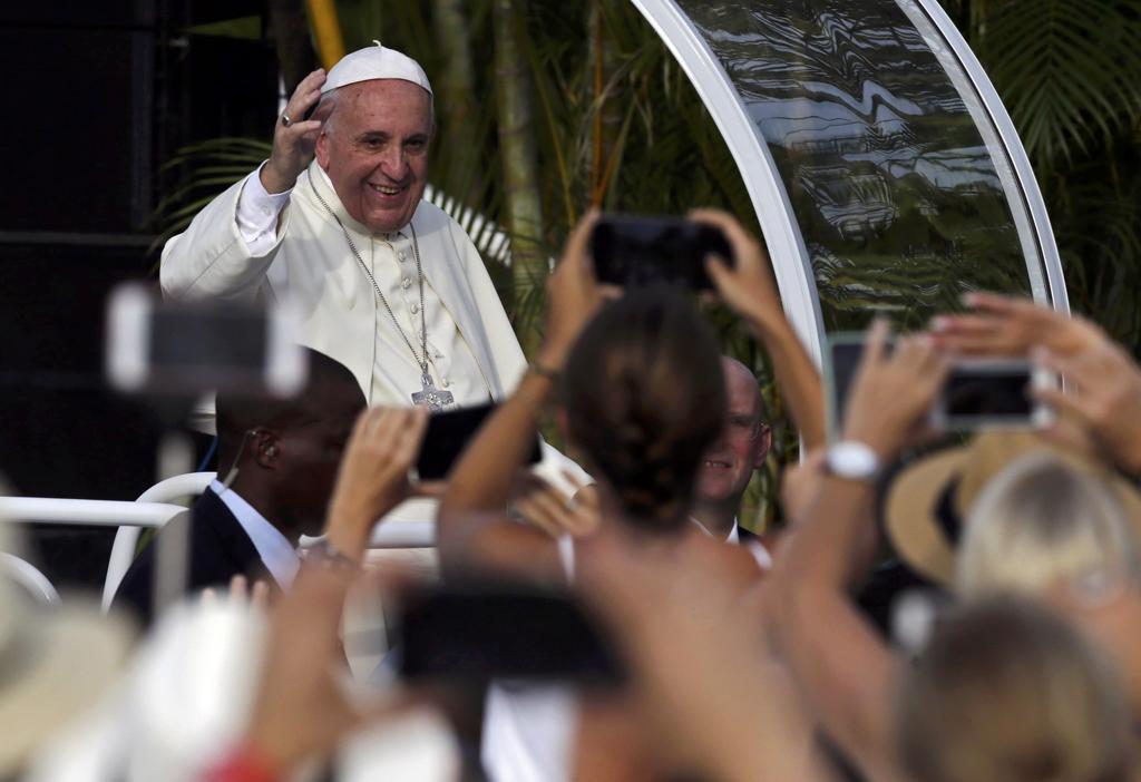 Papa chega para a missa em Havana | CLAUDIA DAUT/REUTERS