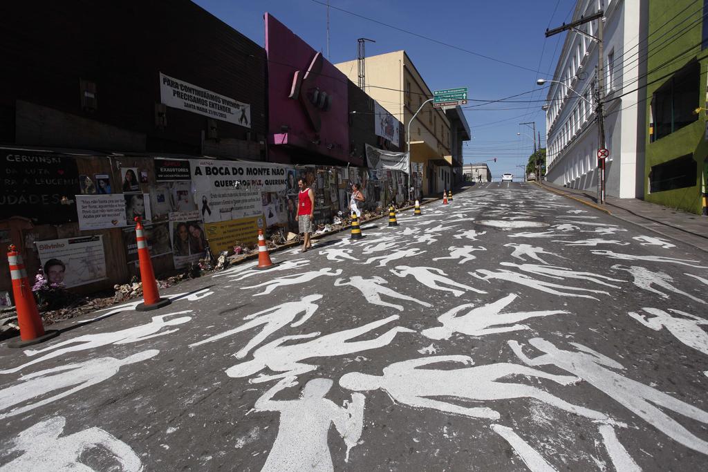 Protesto em 2014 lembra os mortos no incêndio na boate Kiss | Jonathan Campos/Gazeta do Povo/Arquivo