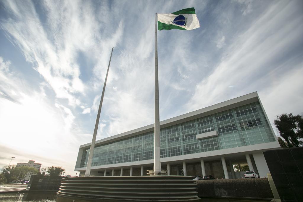 No primeiro quadrimestre de 2013, por exemplo, esse índice chegou a 48,77% – muito próximo do limite máximo, de 49% | Marcelo Andrade/Gazeta do Povo