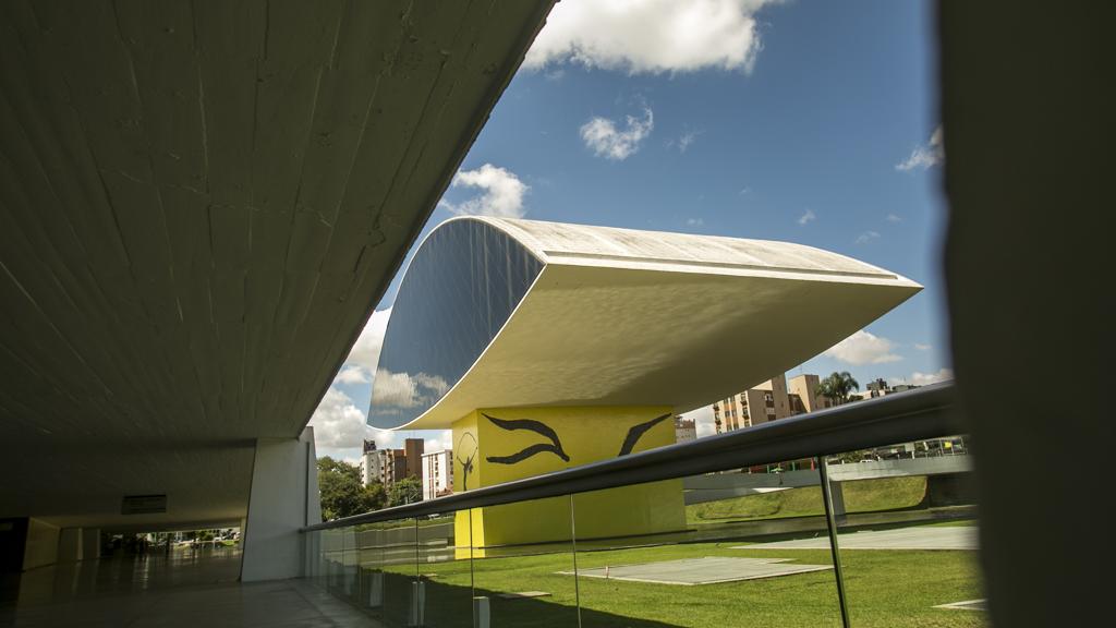 Museu Oscar Niemeyer foi o sexto melhor avaliado por usuários do Trip Advisor | Marcelo Andrade/Gazeta do Povo