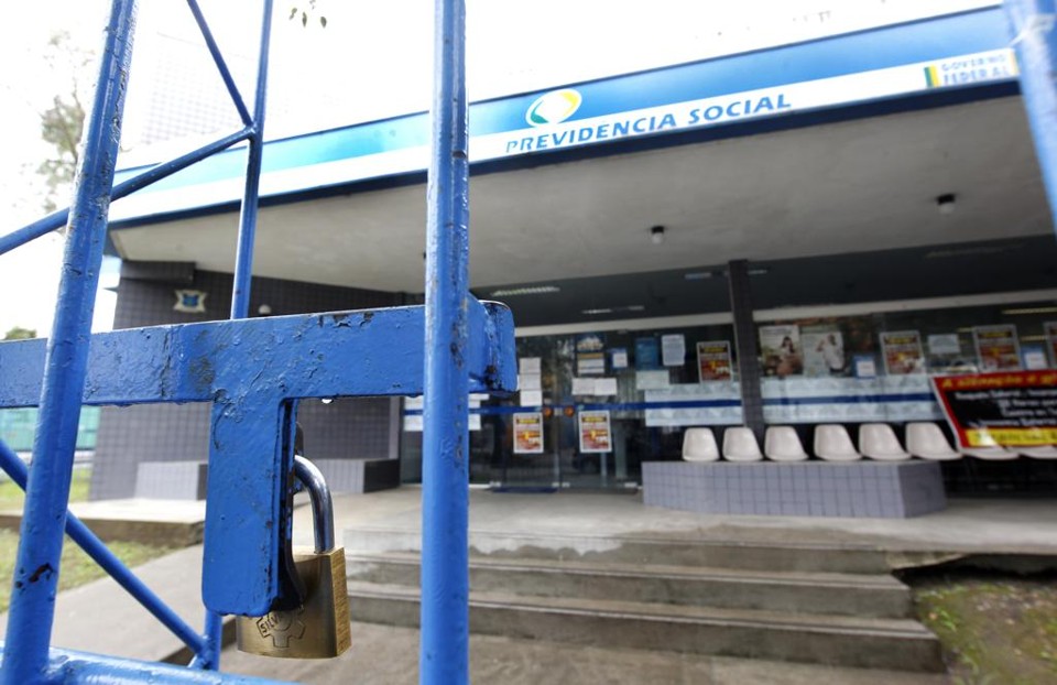 Medidas pretendem revisar condições e prazos dos benefícios concedidos. | Aniele Nascimento/Gazeta do Povo