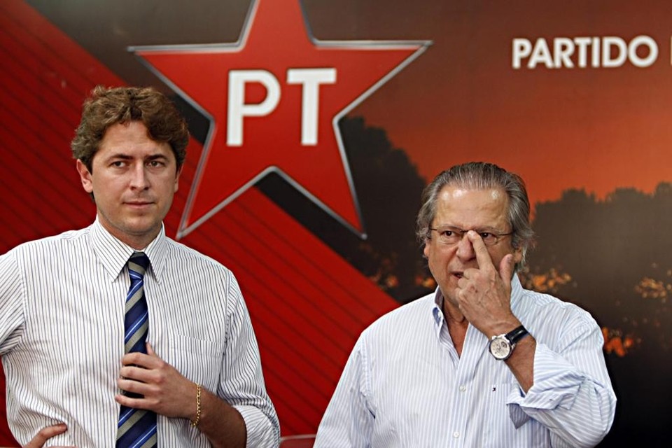 Zeca Dirceu com o pai José Dirceu: doação de R$ 100 mil feita por Ricardo Pessoa. | Albari Rosa/Gazeta do Povo