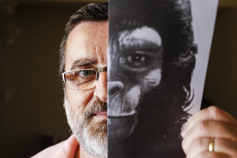 “Sou apenas um sujeito que estuda um tema a fundo”, diz o pesquisador Saulo Adami. Ele tem planos de criar espaço para exibir seu acervo. | Daniel Castellano / Gazeta do Povo