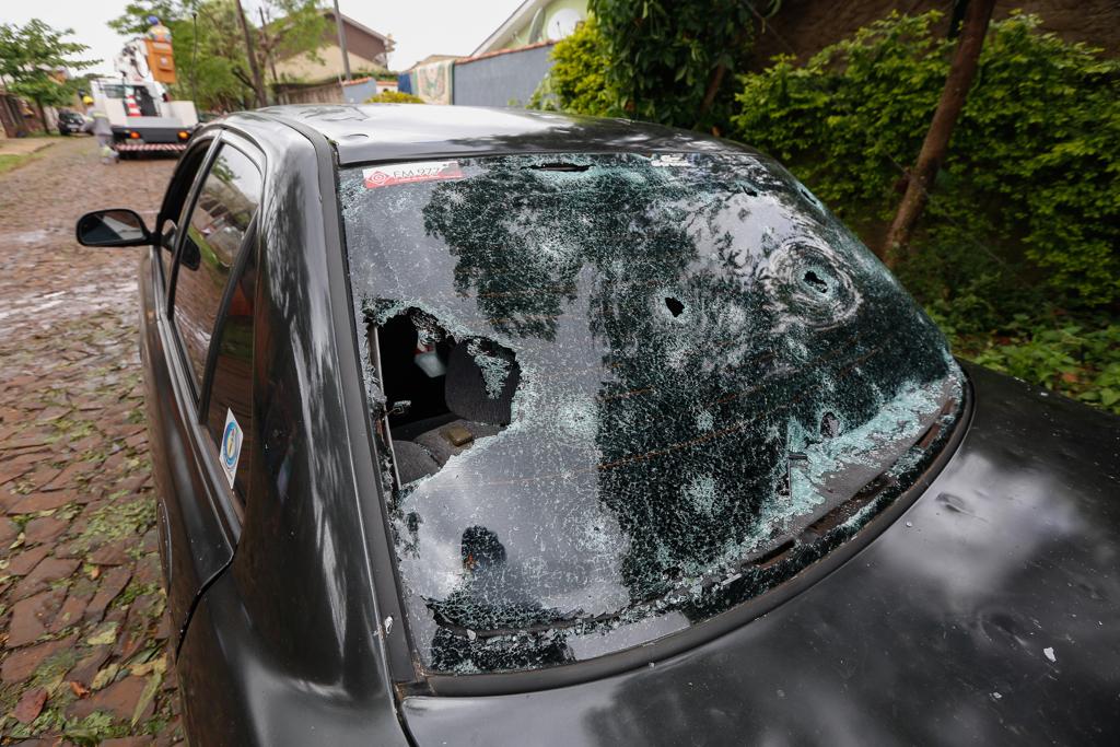 Chuva de granizo causou prejuízo em Foz do Iguaçu | Kiko Sierich/Gazeta do Povo