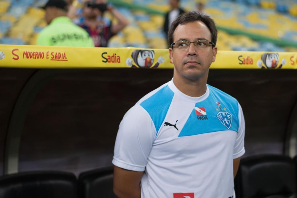 Hoje no comando do Paysandu, Dado quer evitar frustração sofrida com o Paraná em 2013. | Celso Pupo/Fotoarena/Folhapress