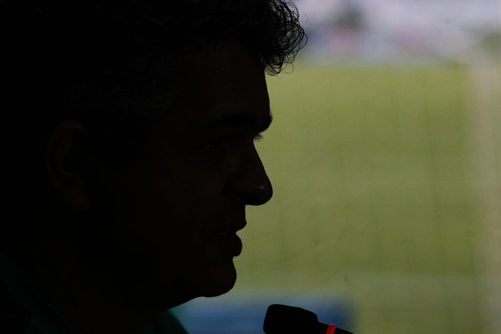 O técnico do Coritiba, Ney Franco, é velho amigo de Mano Menezes, com quem travou vários duelos no Rio Grande do Sul. | Daniel Castellano/Gazeta do Povo