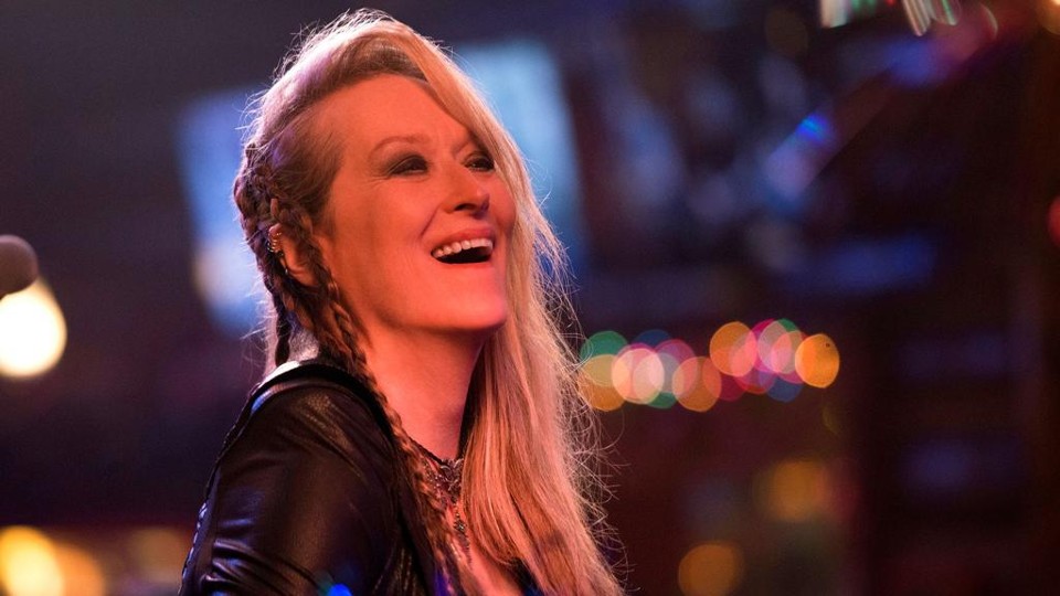 Meryl Streep é senhora absoluta do filme “Ricki and the Flash”. | Divulgação