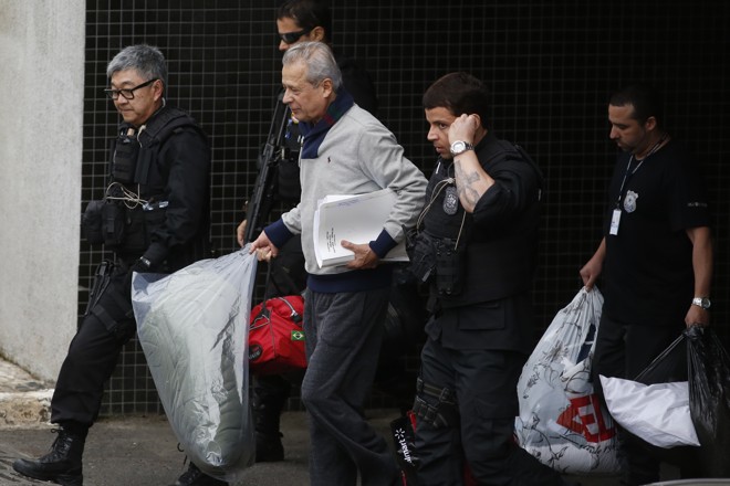 José Dirceu deixa a PF. | Henry Milleo/Gazeta do Povo