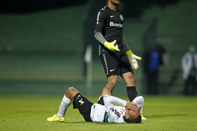  | ANTONIO MORE