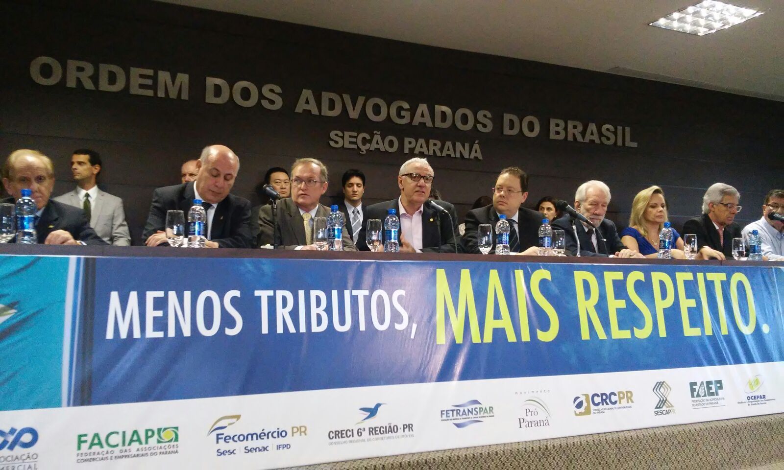 Entidades de classe do Paraná lançaram nesta sexta (18) o movimento por menos tributos. | Euclides Lucas Garcia/Gazeta do Povo