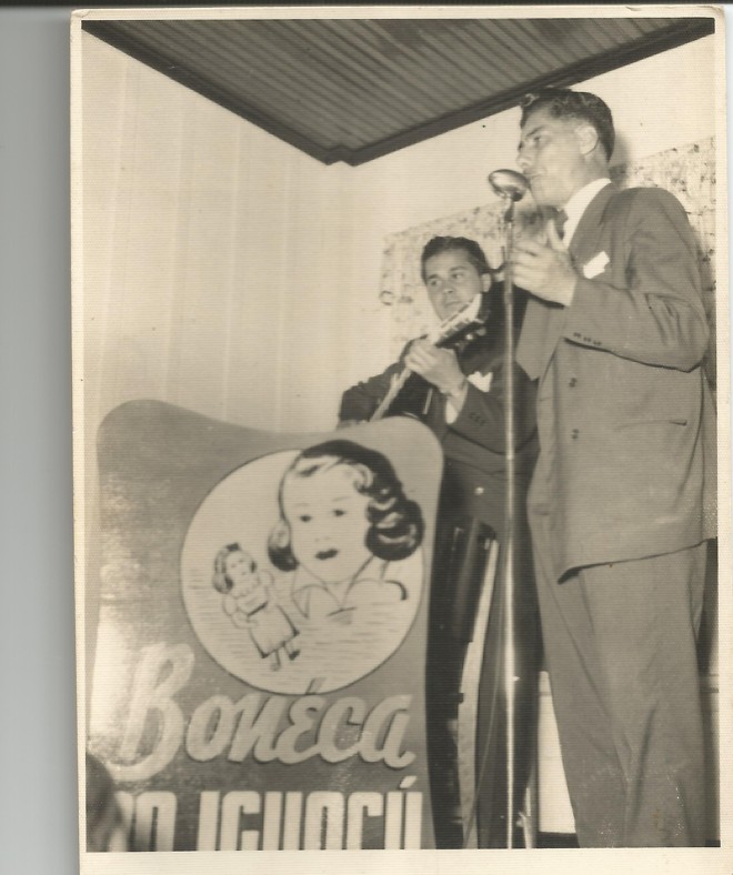Show no Boneca do Iguaçu, restaurante dançante que marcou época entre 1951 e 1964. | João Luis Rodrigues
