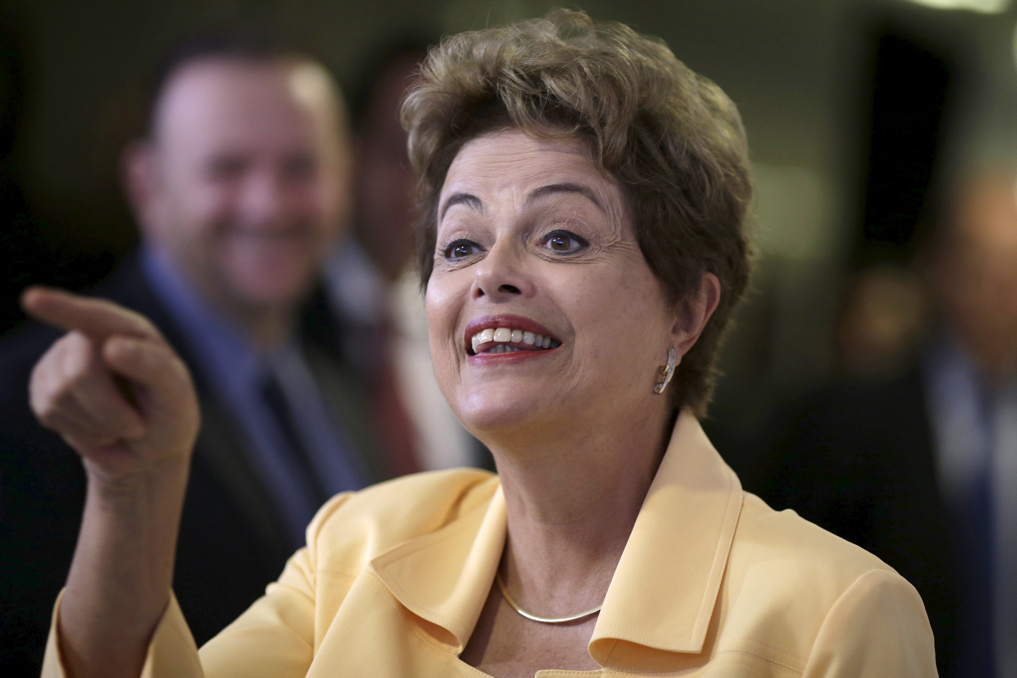 Dilma Rousseff busca novos mecanismo para equilibrar as contas do governo: mais impostos. | Ueslei Marcelino/Reuters