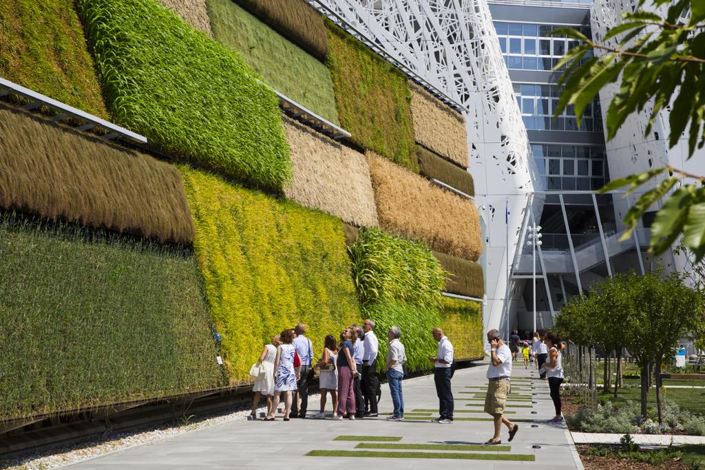 O pavilhão de Israel na Expo Milão 2015, com plantações na vertical | Pellecchia,Samuele/Pellecchia,Samuele