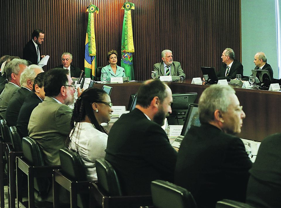 Em reunião, Dilma pediu aos ministros empenho para barrar a rejeição das contas no Congresso. | Lula Marques/Agência PT