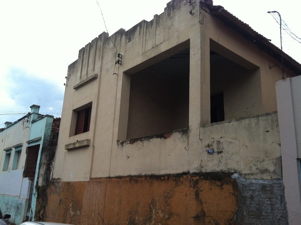 O município já havia depositado R$ 270 mil aos herdeiros, entre eles, a própria Dilma. Mas informou que pedirá a suspensão do processo e irá requerer de volta o valor depositado em juízo. | /