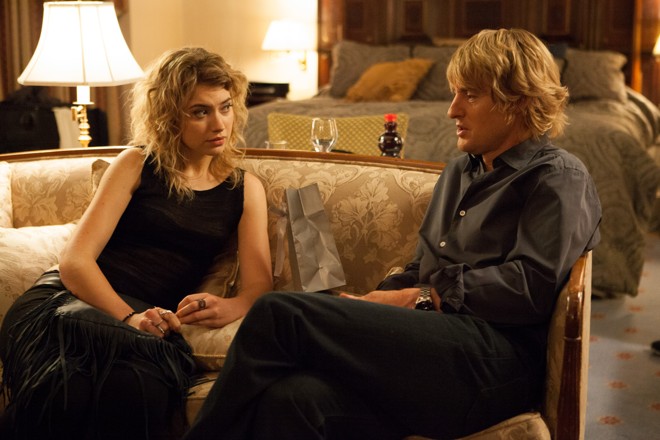 Imogen Poots e Owen Wilson em cena de “Um Amor a Cada Esquina”, de Peter Bogdanovich. | Divulgação