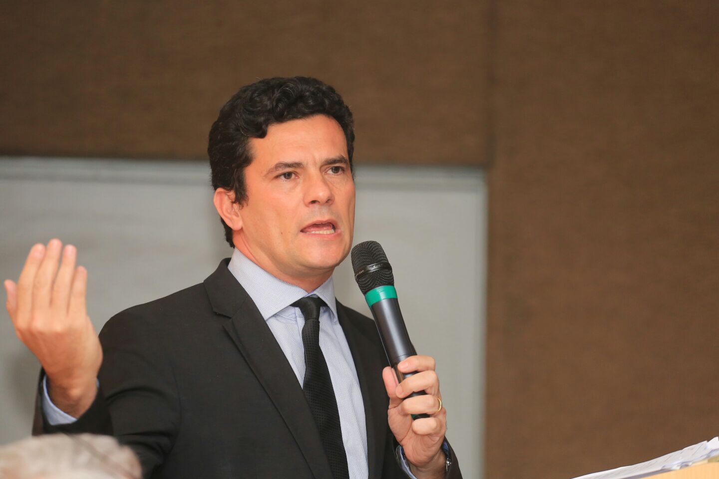 Moro arrancou risos da plateia ao dizer aos empresários da construção civil que não se preocupassem. | Pedro Serapio/Gazeta do Povo