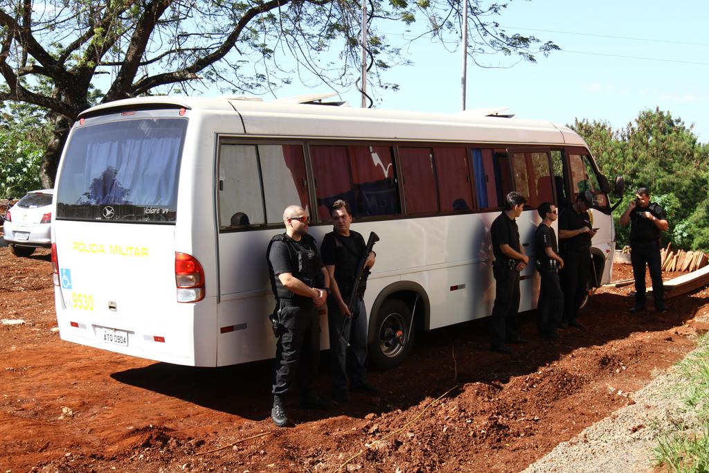 Policiais do Gaeco de Londrina. | Roberto Custódio/Jornal de Londrina