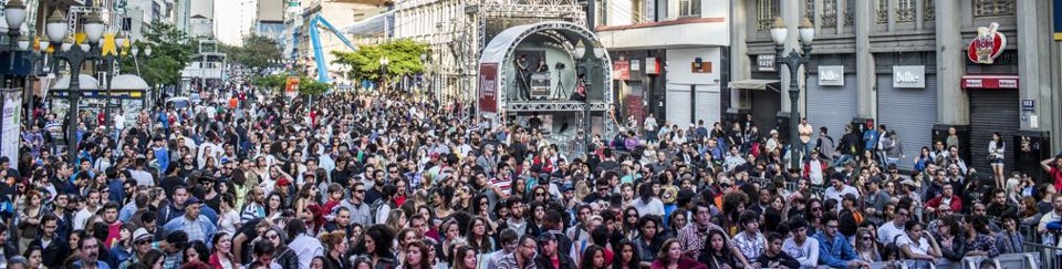 Pitty e banda se apresentam no domingo (8), na Boca Maldita. | Brunno Covello/Gazeta do Povo