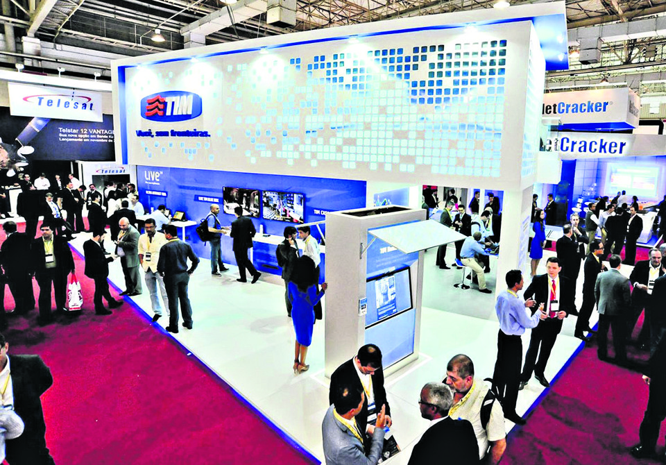 Estande da TIM no Futurecom 2015: ações  da companhia caíram 8,52% nesta terça-feira (27). | Divulgação/Futurecom/Studio F