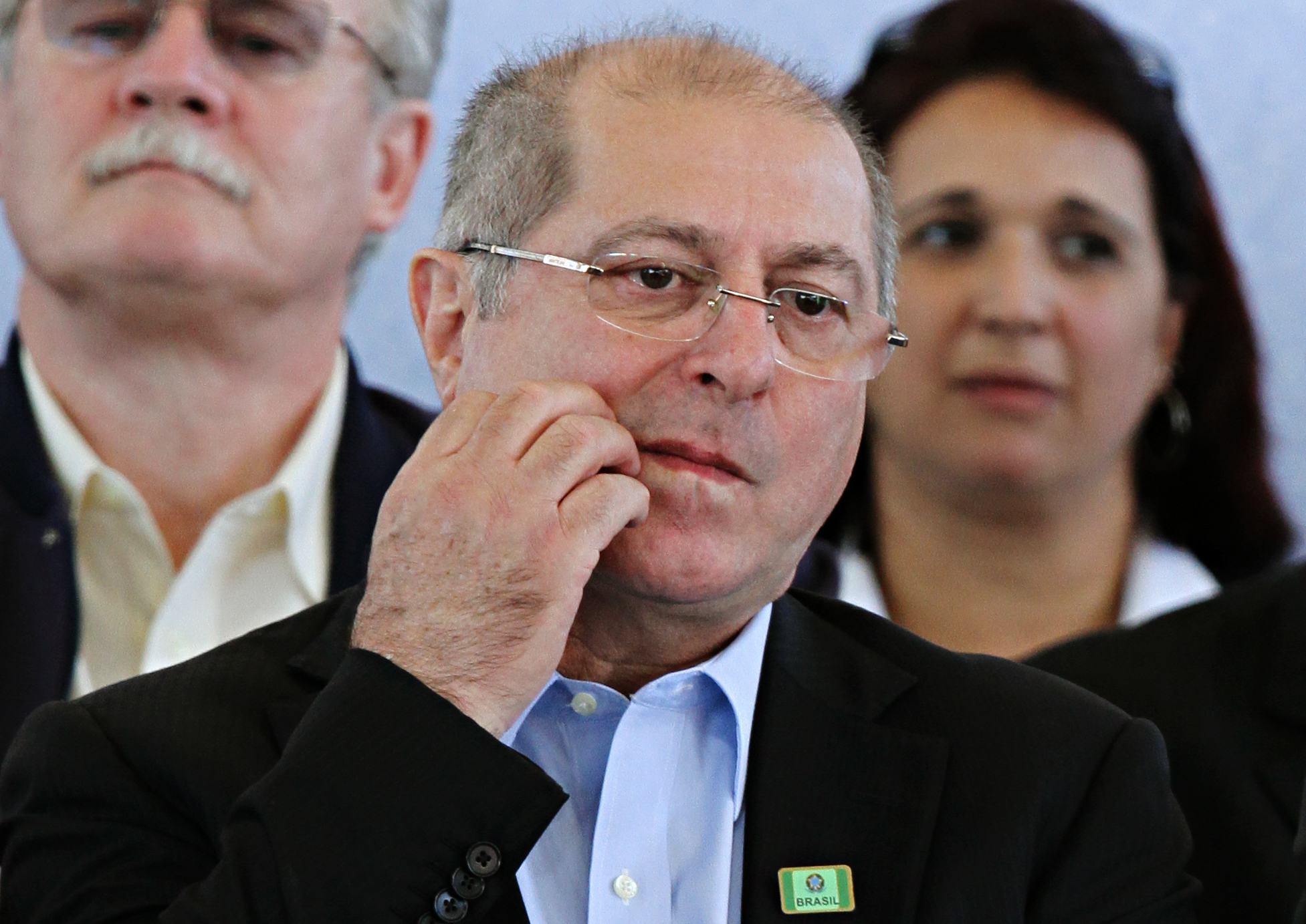 Paulo Bernardo não quis se defender das acusações feitas pelo ex-vereador do PT Alexandre Romano. | Josué Teixeira/Gazeta do Povo